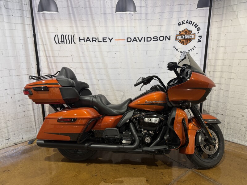 2020 Harley-Davidson® Road Glide® Limited FLTRK 619074 Scorched Orange/Black Denim