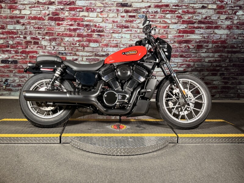 Harley-Davidson® Nightster Special® 2026 RH975S BLOOD ORANGE