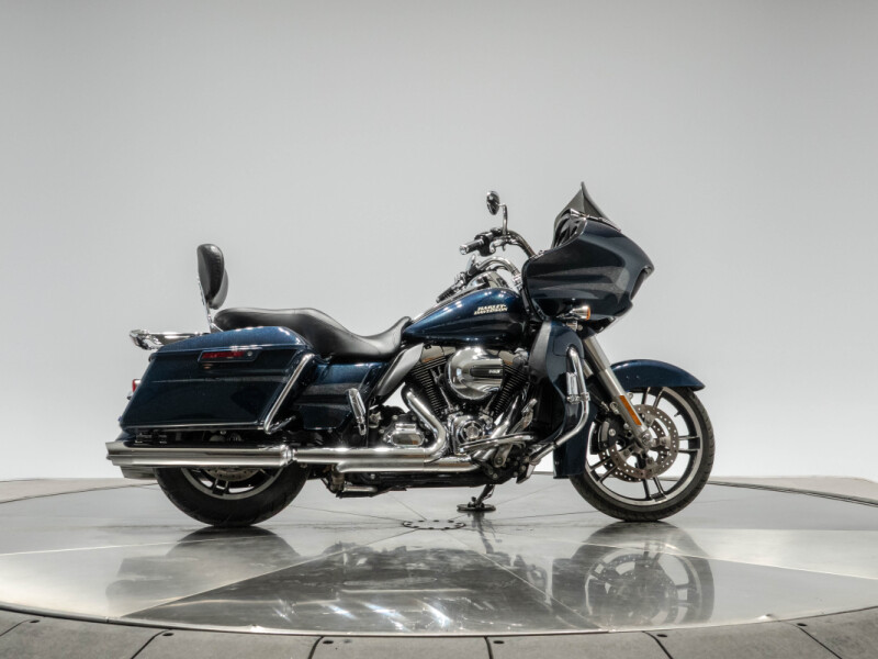 2016 Harley-Davidson FLTRXS Road Glide Special in Cosmic Blue Pearl