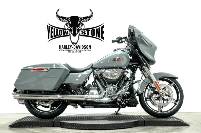 2026 Harley-Davidson® Street Glide® Dark Billiard Gray - Chrome