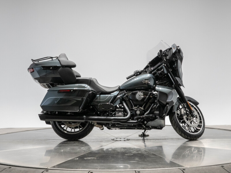 New 2026 Harley-Davidson FLHXL Iron Horse Metallic w/ Black Trim with 10 miles