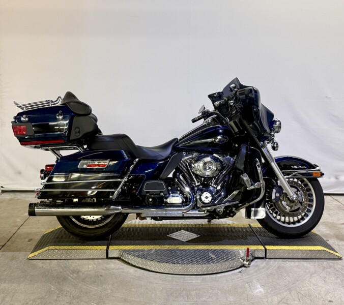 2012 Ultra Classic™ Electra Glide® FLHTCU