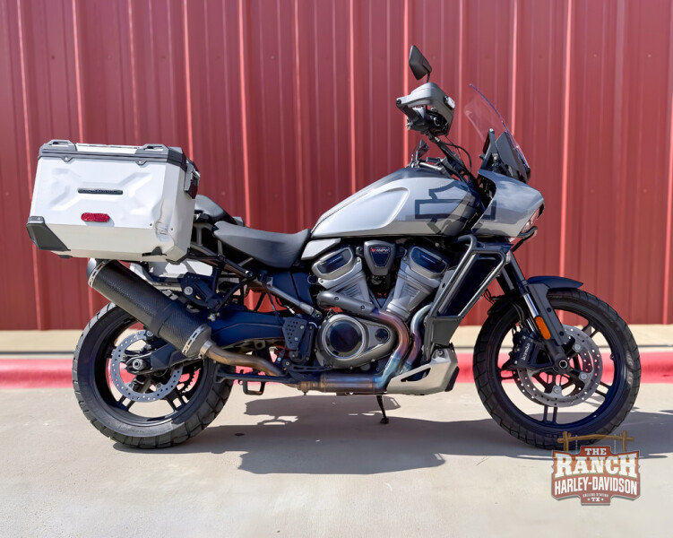 2022 Harley-Davidson® Pan America™ 1250 Special Gauntlet Gray Metallic