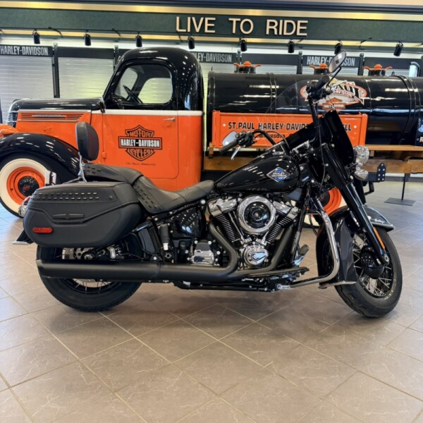 2025 Harley-Davidson Heritage Classic FLHC