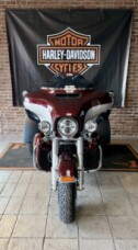 2018 Harley-Davidson® Tri Glide® Ultra Twisted Cherry/Silver Fortune thumb 2