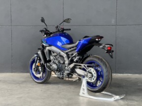 2025 YAMAHA MT- 09 SHIFT BLUE thumb 0