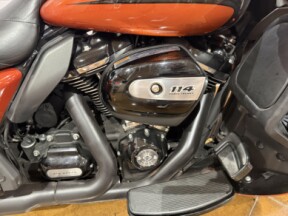 2020 Harley-Davidson® Road Glide® Limited FLTRK 619074 Scorched Orange/Black Denim thumb 2