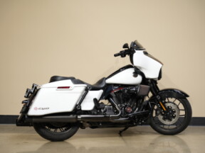 FLHXSE 2021 CVO™ Street Glide® thumb 3