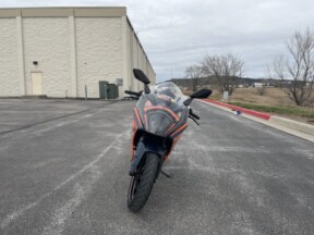 2023 KTM RC 390 thumb 2