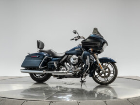 2016 Harley-Davidson FLTRXS Road Glide Special in Cosmic Blue Pearl thumb 2