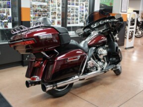 2014 Harley-Davidson Ultra Limited Grand American Touring thumb 2