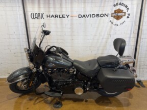 2025 Harley-Davidson® Heritage Classic FLHC 0462778 Iron Horse Metallic w/Cast Wheels thumb 0