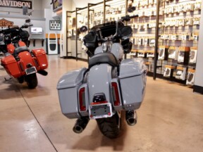 2026 Harley-Davidson Road Glide Grand American Touring thumb 1