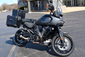 2021 Harley-Davidson® Pan America™ 1250 Special Vivid Black thumb 0