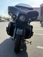 2021 CVO Limited Bronze Armor thumb 3