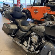 2021 Harley-Davidson Road Glide Limited FLTRK thumb 2