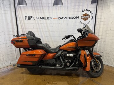 2020 Harley-Davidson® Road Glide® Limited FLTRK 619074 Scorched Orange/Black Denim
