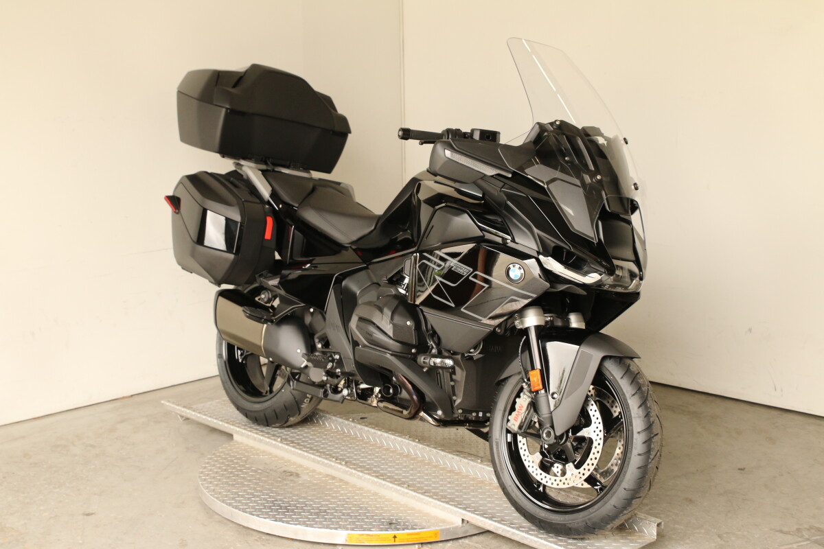 On Sale 2026 BMW R 1300 RT, photo 11