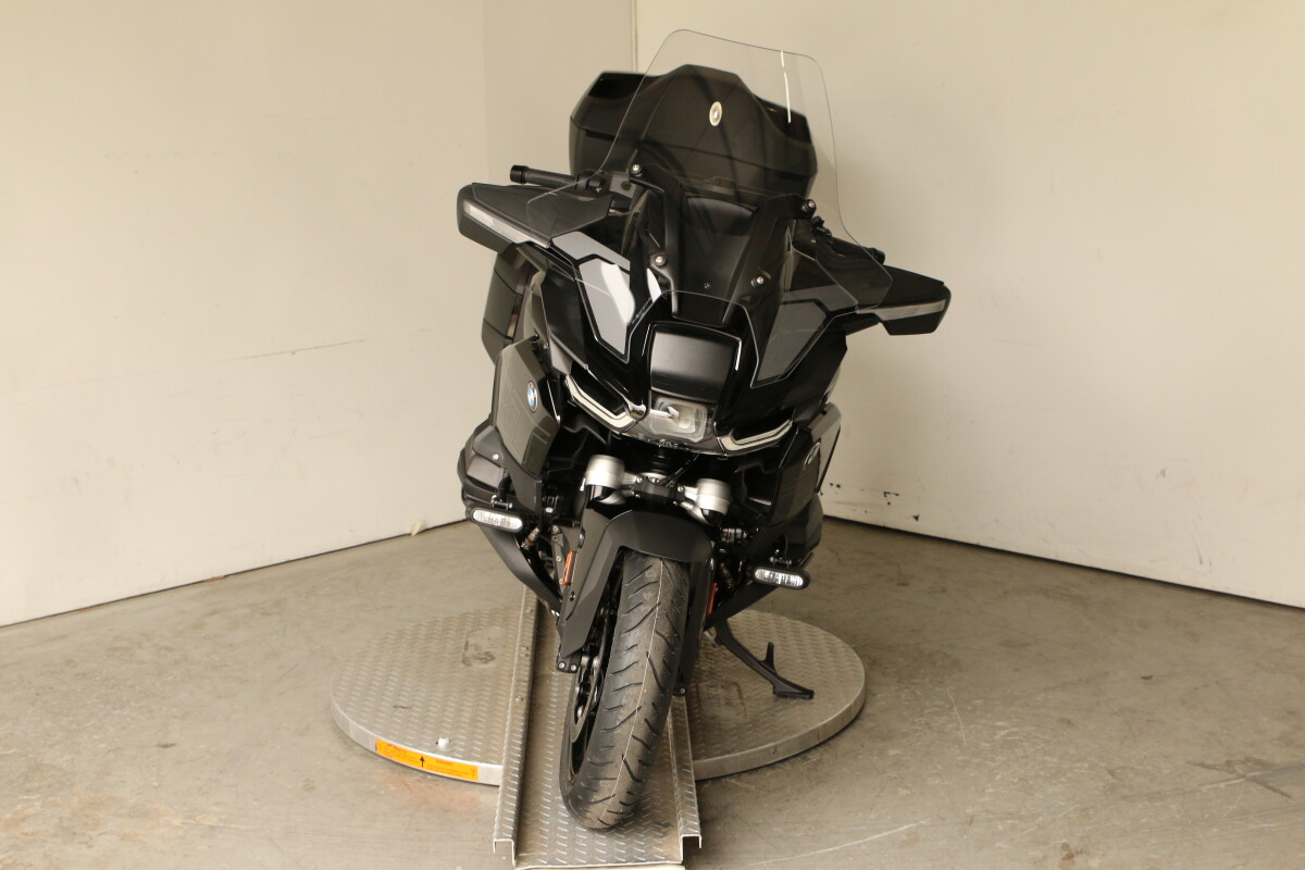 On Sale 2026 BMW R 1300 RT, photo 10