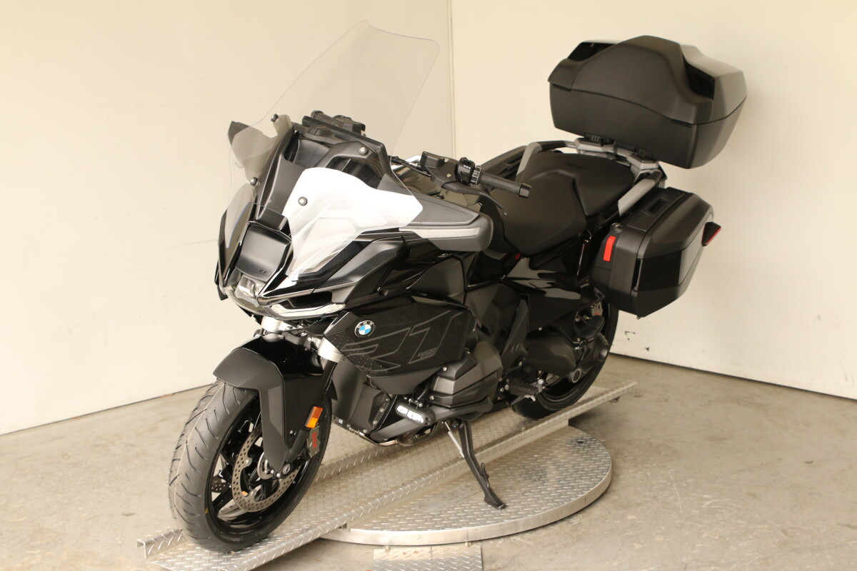 On Sale 2026 BMW R 1300 RT, photo 9