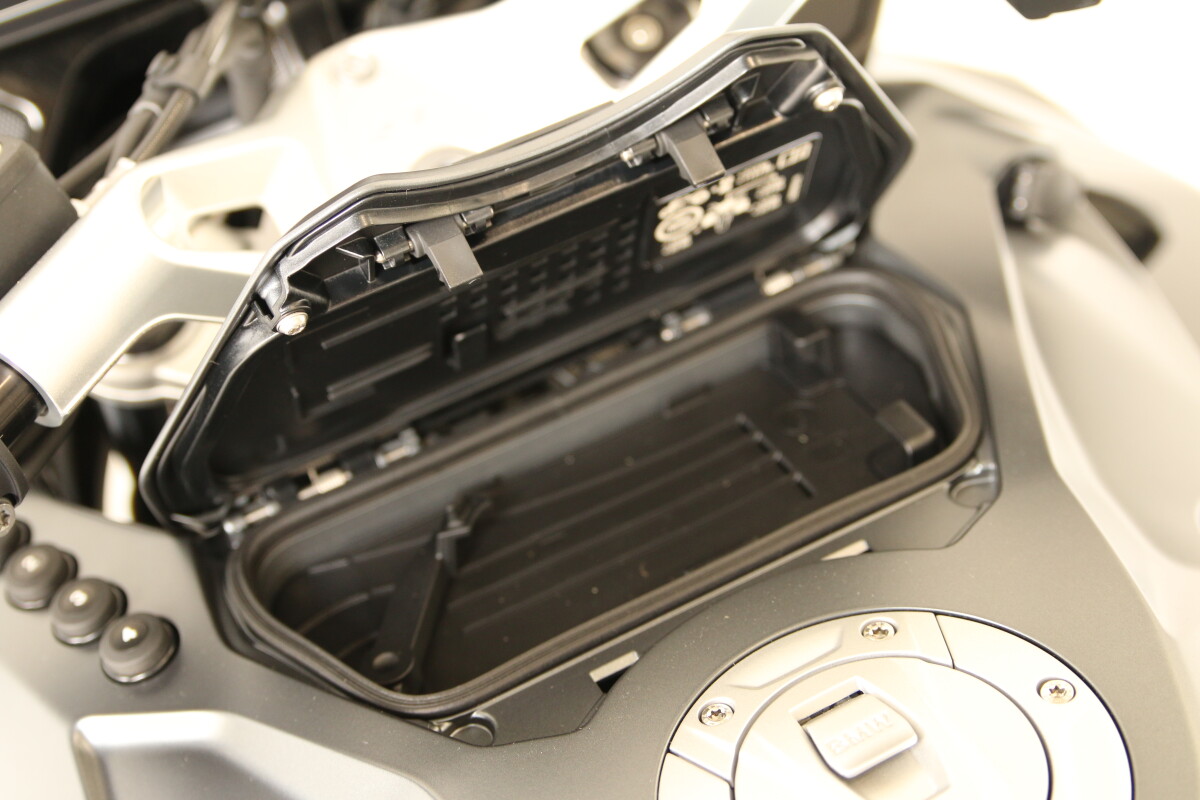 On Sale 2026 BMW R 1300 RT, photo 25