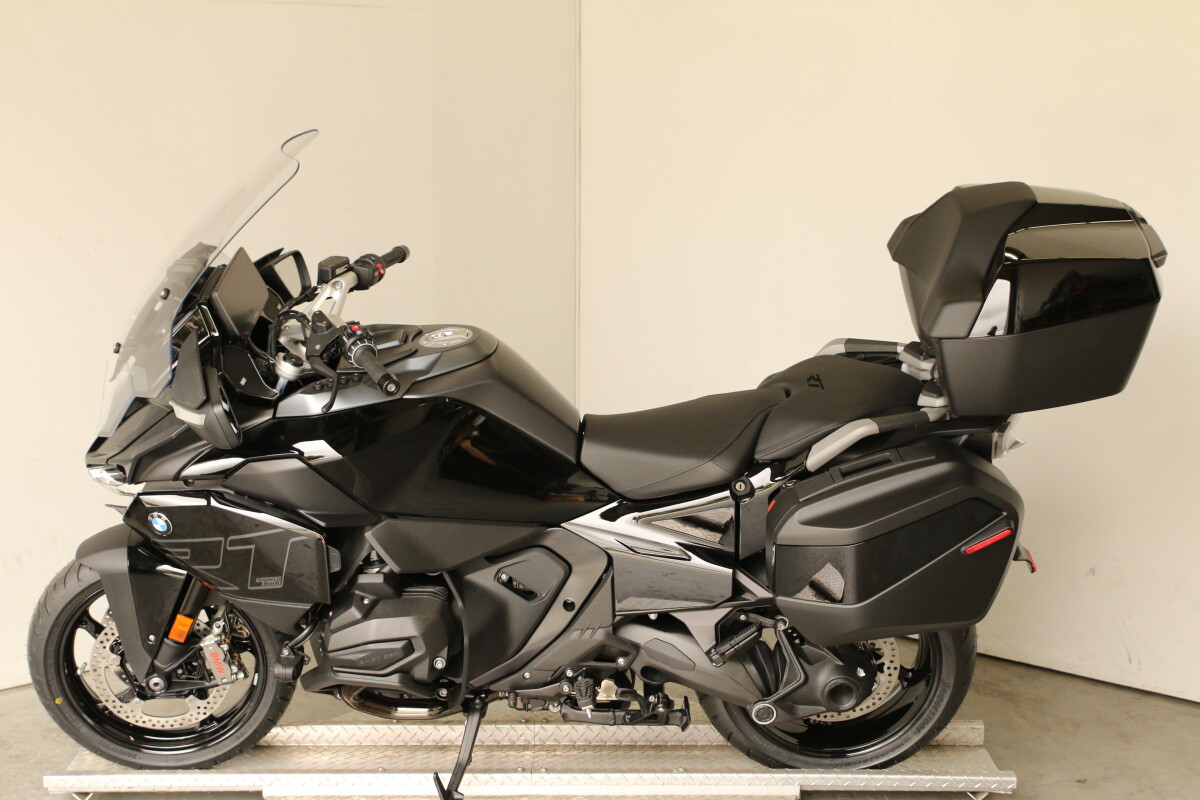 On Sale 2026 BMW R 1300 RT, photo 7