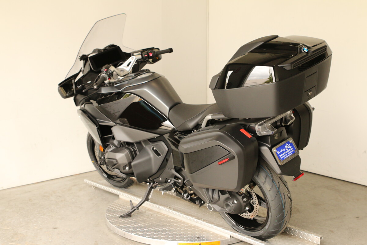 On Sale 2026 BMW R 1300 RT, photo 5