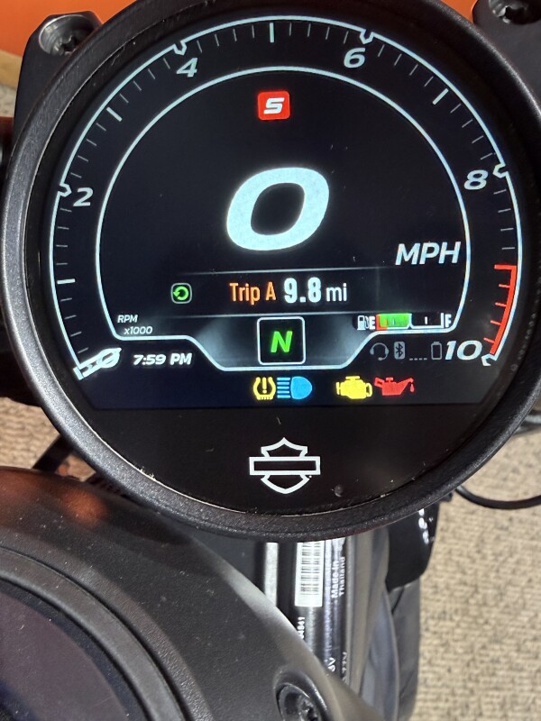 2026 Harley-Davidson® Sportster® S Blood Orange Black Trim, photo 5