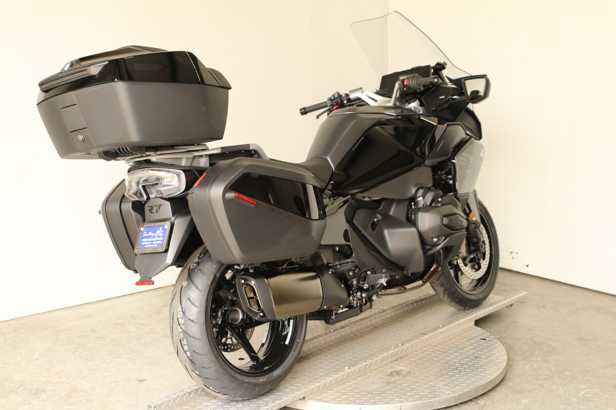On Sale 2026 BMW R 1300 RT, photo 3