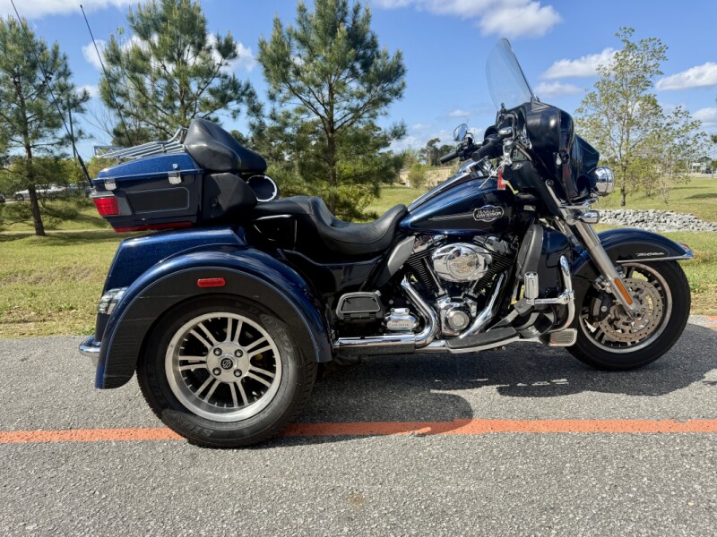 2013 Harley-Davidson® Tri Glide™ Ultra Classic® FLHTCUTG