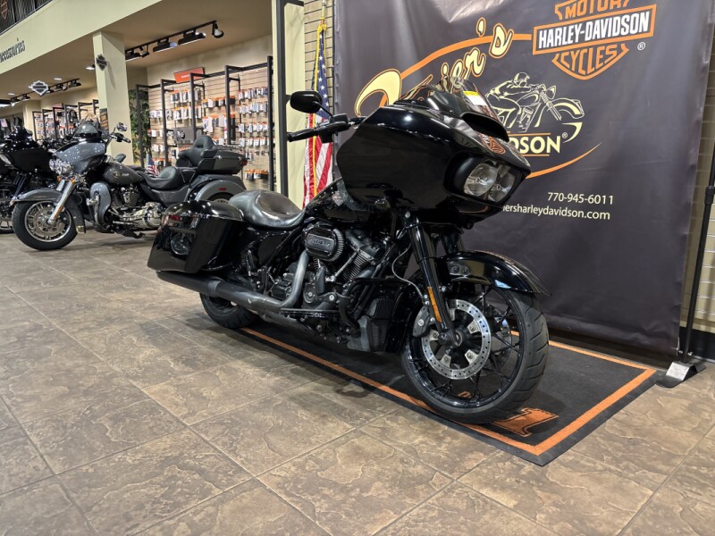 FLTRXS 2023 Road Glide® Special
