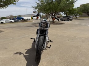 2024 Harley-Davidson® Softail® Standard Vivid Black thumb 1