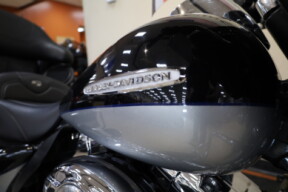 FLHTK 2012 Electra Glide® Ultra Limited thumb 2