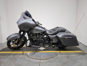 FLHXS 2021 Street Glide® Special thumb 1