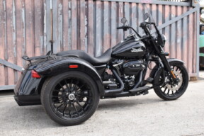 2023 Harley-Davidson® Freewheeler® FLRT thumb 1