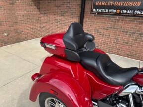 2021 Harley-Davidson Tri Glide Ultra Trike FLHTCUTG thumb 0