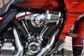 2021 Harley-Davidson® CVO™ Road Glide® FLTRXSE thumb 2