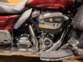 FLHTCU 2017 Electra Glide® Ultra Classic® thumb 0