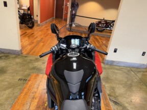 2025 Kawasaki Ninja® H2® SX SE ABS  thumb 1