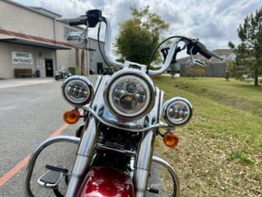 2017 Harley-Davidson® Softail® Deluxe FLSTN thumb 3