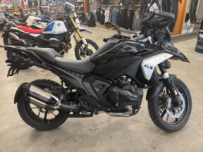 2026 BMW Motorrad R 1300 GS Blackstorm Metallic thumb 2