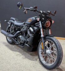 2026 Harley-Davidson® Nightster® Special Black Denim Black Trim thumb 3