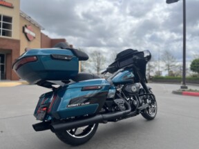 2026 Harley-Davidson® Street Glide® FLHX Teal Thunder / Vivid Black thumb 2