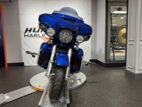 2020 Harley-Davidson CVO™ Limited thumb 2
