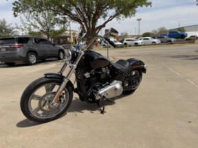2024 Harley-Davidson® Softail® Standard Vivid Black thumb 0
