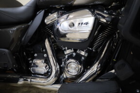 FLHTCUTG 2023 Tri Glide® Ultra thumb 1