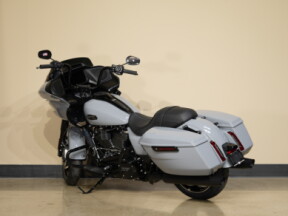 FLTRX 2026 Road Glide™ thumb 0