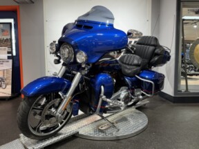 2020 Harley-Davidson CVO™ Limited thumb 1