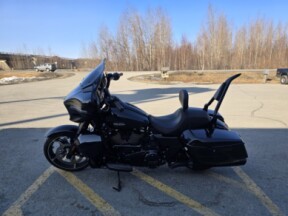 2025 Harley-Davidson® Street Glide® thumb 0