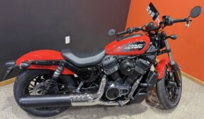 2026 Harley-Davidson® Nightster® Blood Orange Black Trim thumb 0